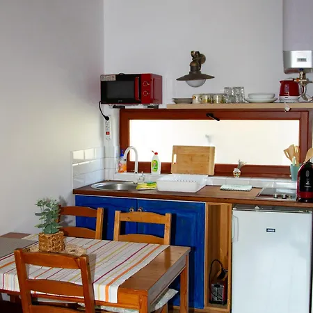 Negra Vendeghaz * Balatonfőkajár