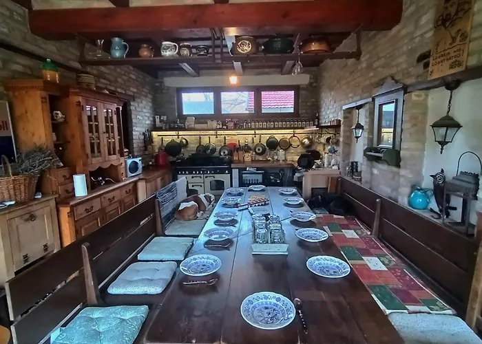 Negra Vendeghaz Apartment Balatonfőkajár